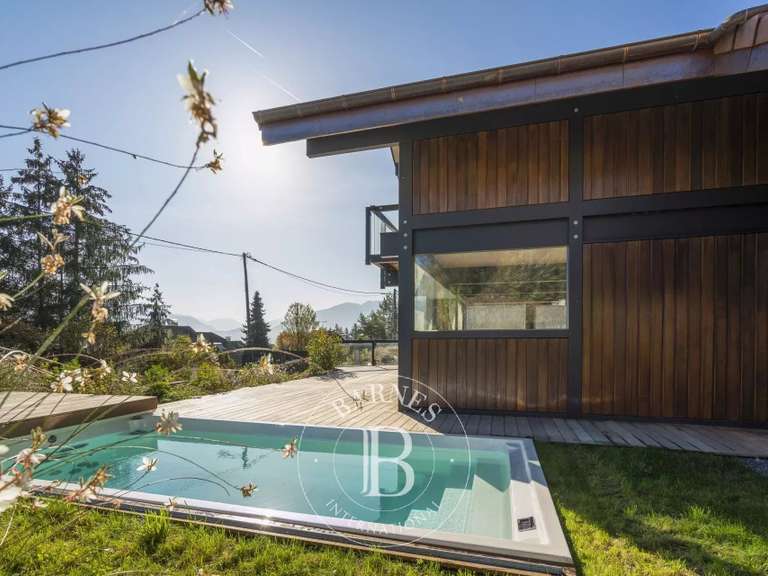 Villa Sévrier - 4 chambres - 211m²