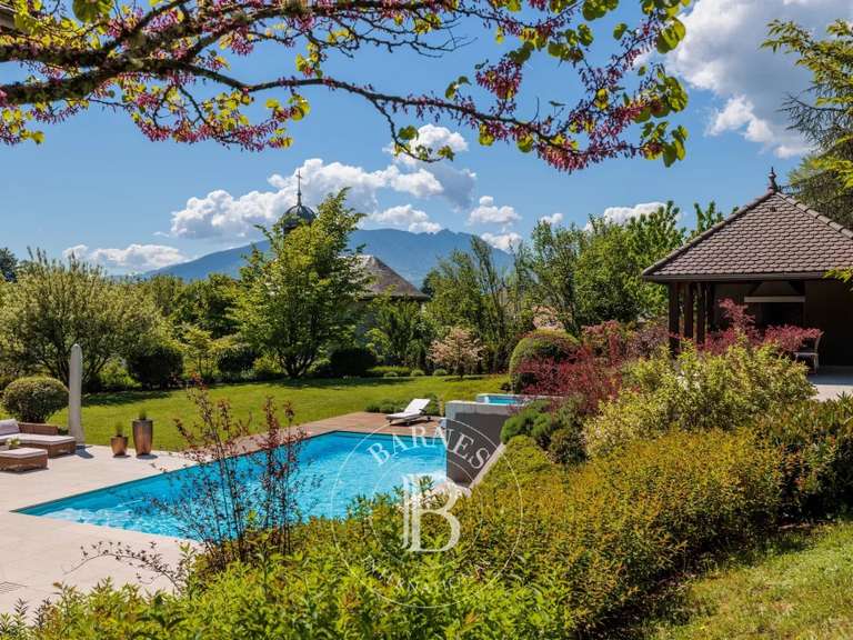 Villa Sévrier - 4 bedrooms - 1087m²