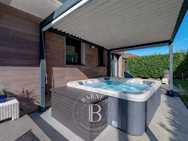 Villa Sévrier - 5 chambres - 230m²
