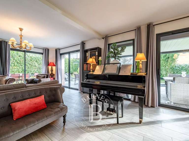 Villa Sévrier - 5 chambres - 230m²