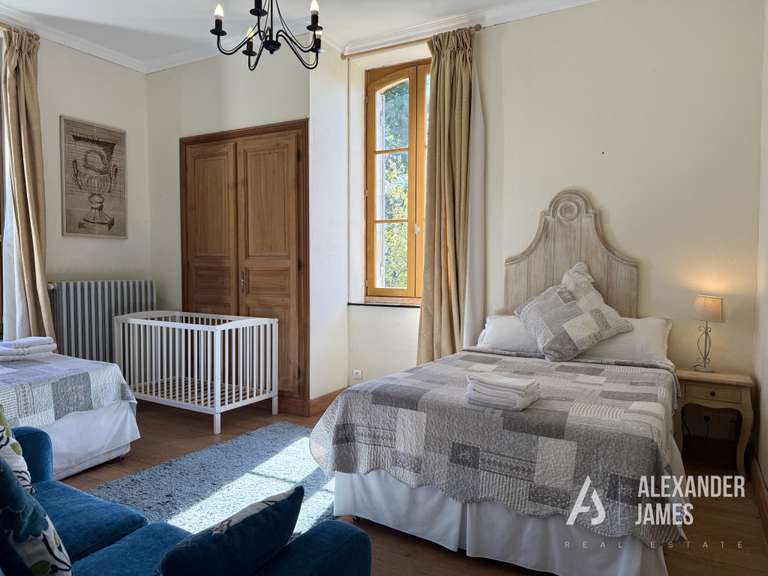 Château Seyches - 5 chambres - 288m²