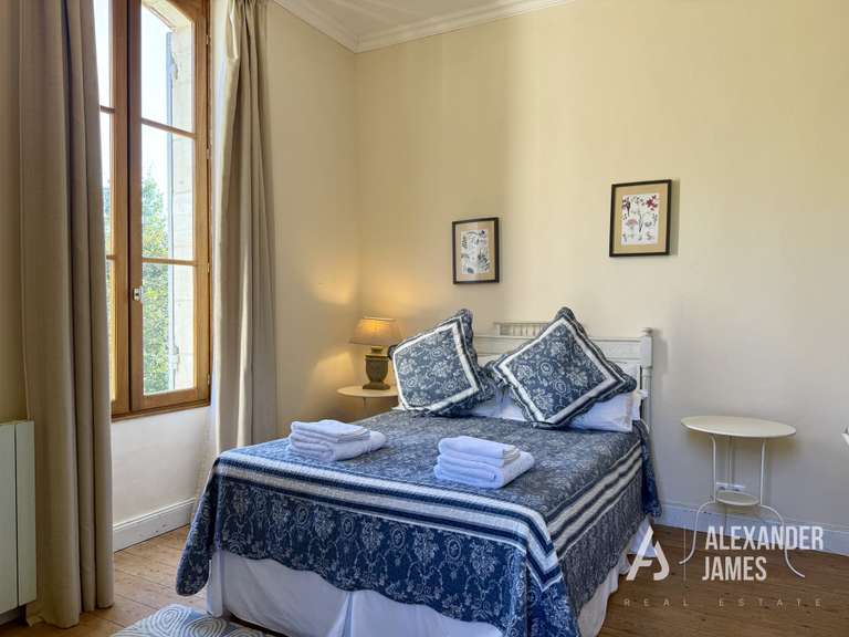 Château Seyches - 5 chambres - 288m²