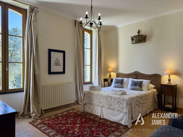 Château Seyches - 5 chambres - 288m²