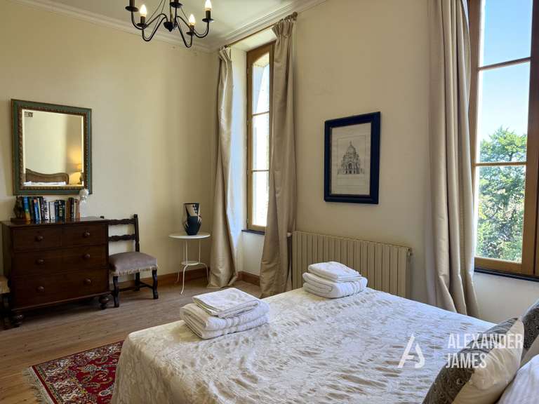 Château Seyches - 5 chambres - 288m²