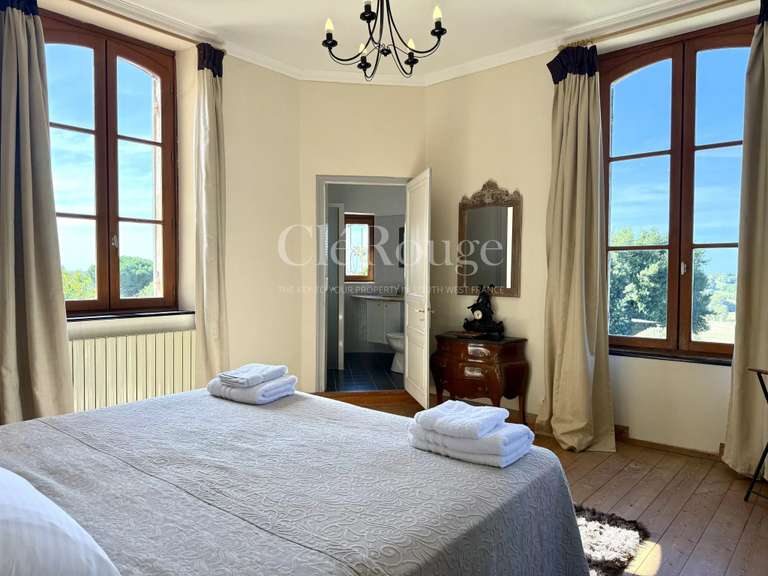 Château Seyches - 5 chambres - 288m²