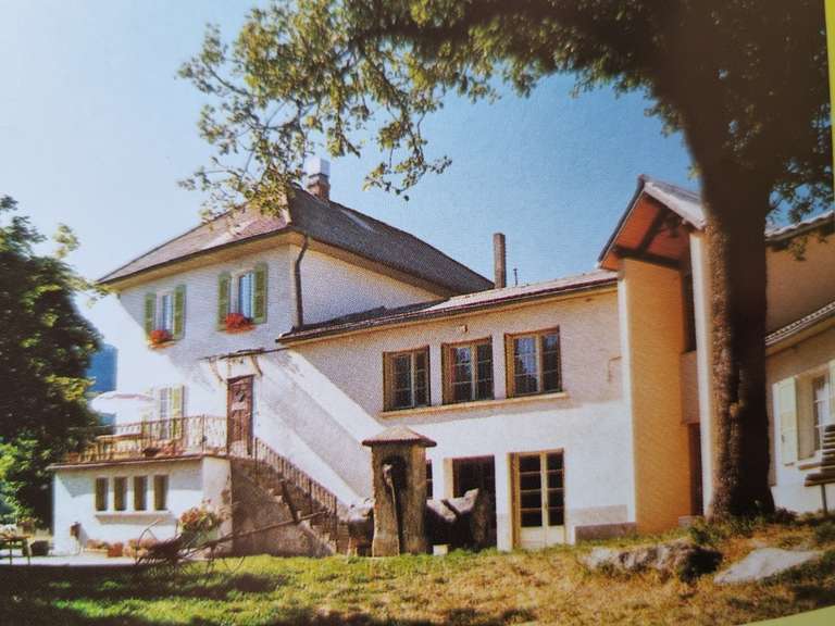 Maison Seyne - 16 chambres - 854m²