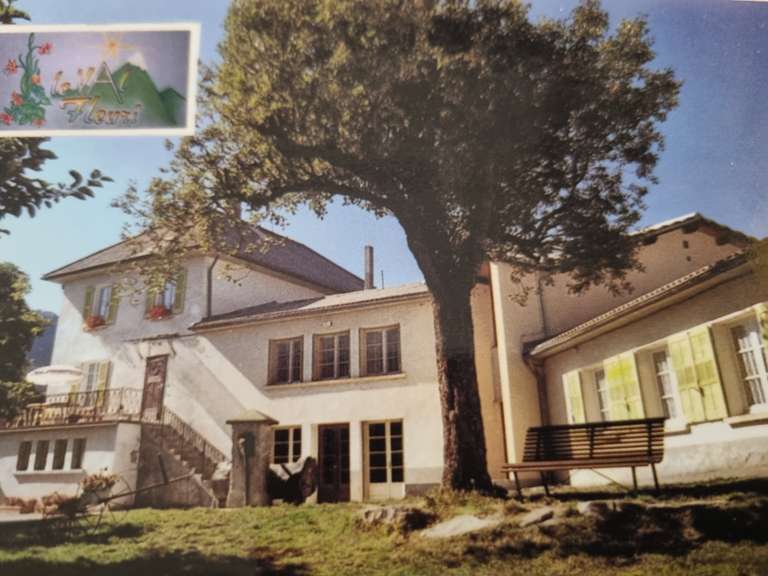 Maison Seyne - 16 chambres - 854m²