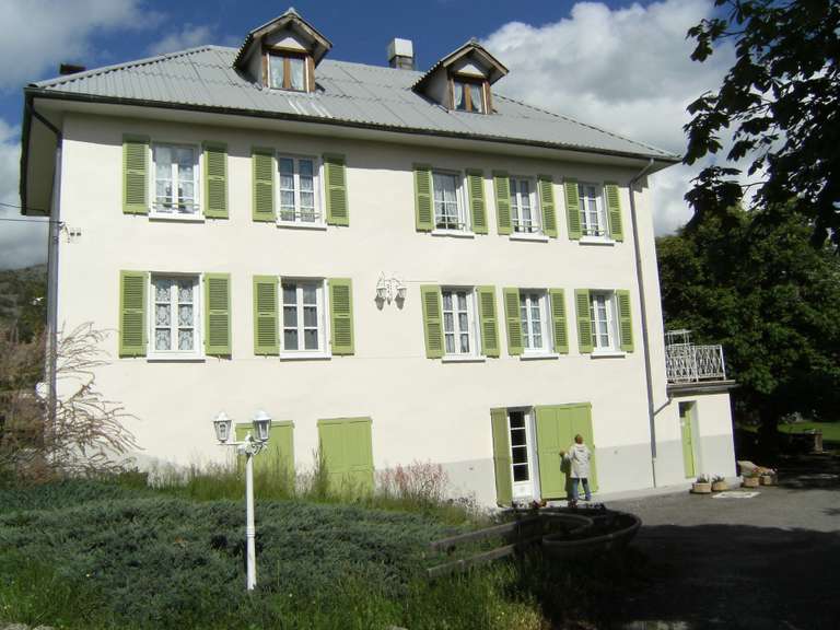 Maison Seyne - 16 chambres - 854m²
