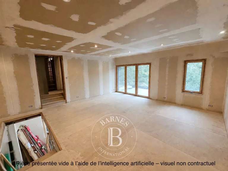 Maison Seynod - 2 chambres - 311m²