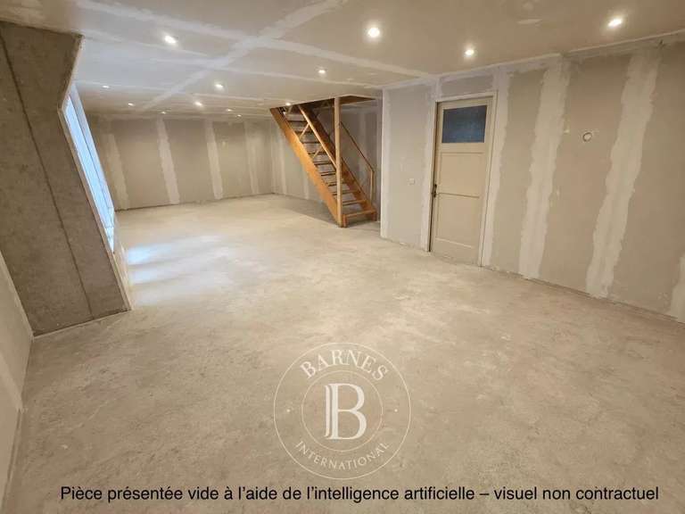 Maison Seynod - 2 chambres - 311m²