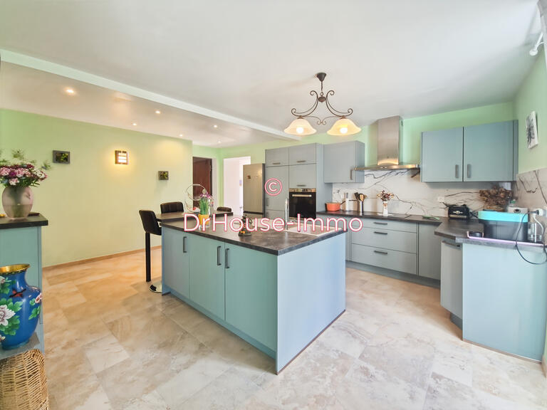 Villa Seyresse - 4 bedrooms - 225m²