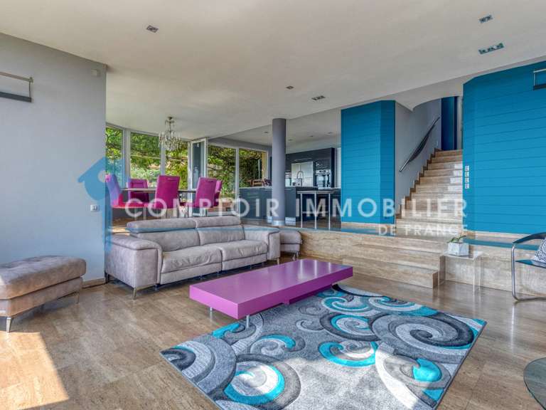 Villa Seyssins - 4 chambres - 205m²