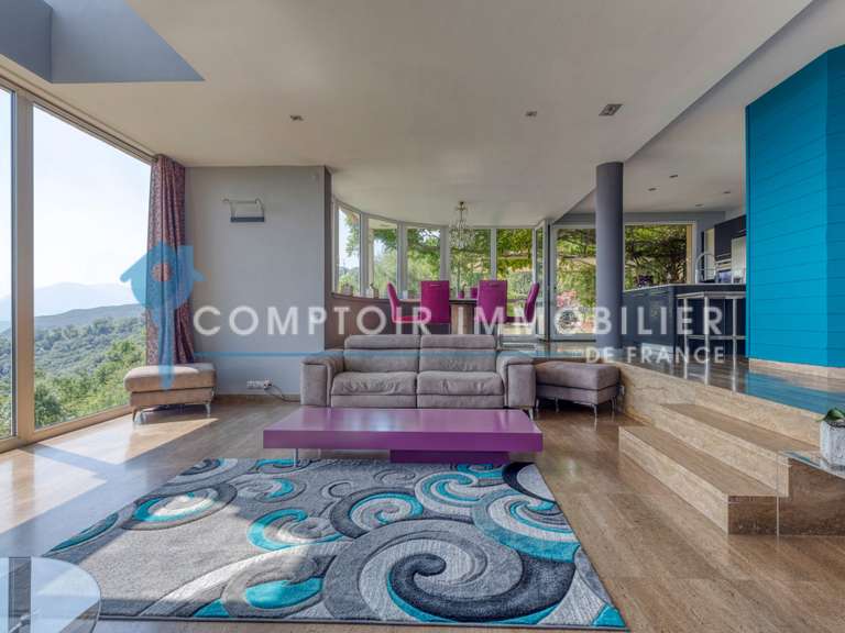 Villa Seyssins - 4 chambres - 205m²