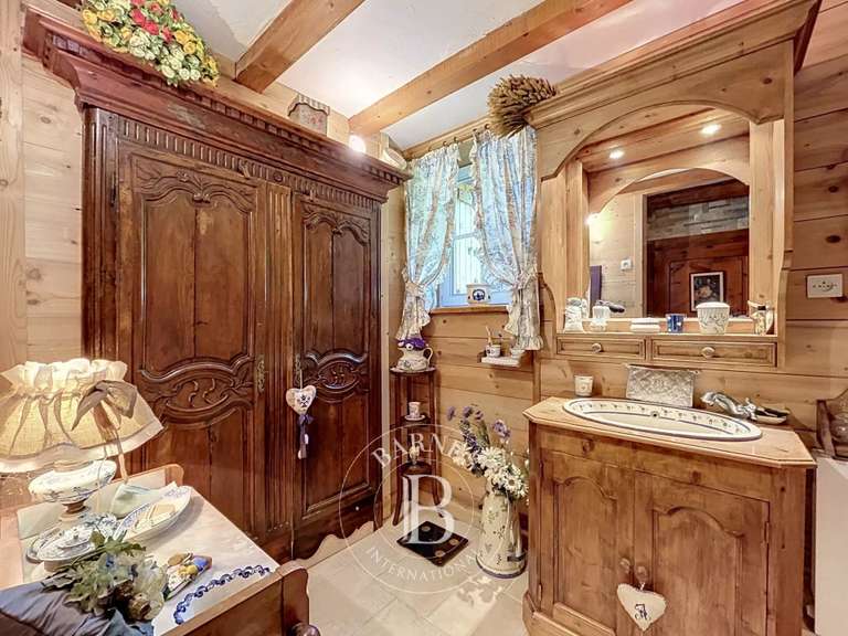 Bien atypique Seytroux - 4 chambres - 247m²