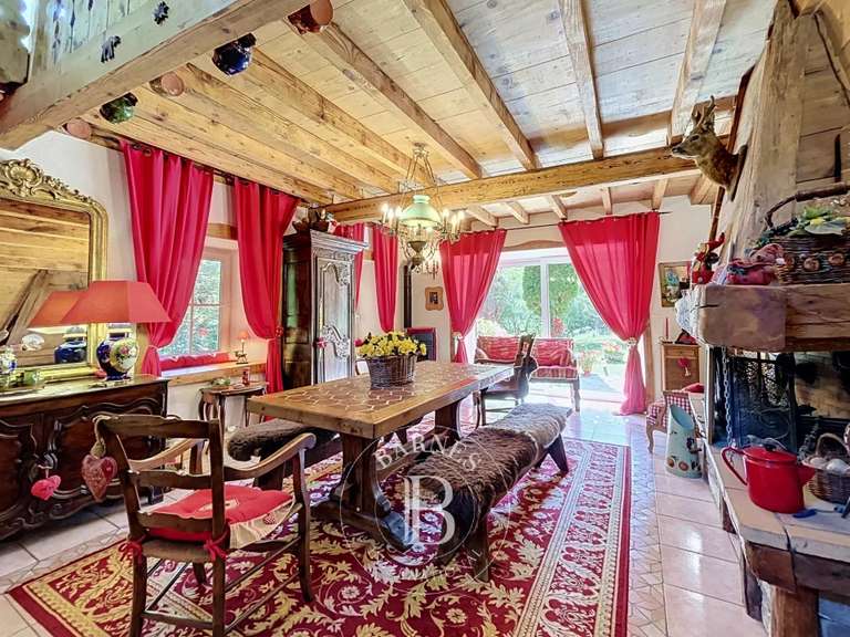 Bien atypique Seytroux - 4 chambres - 247m²