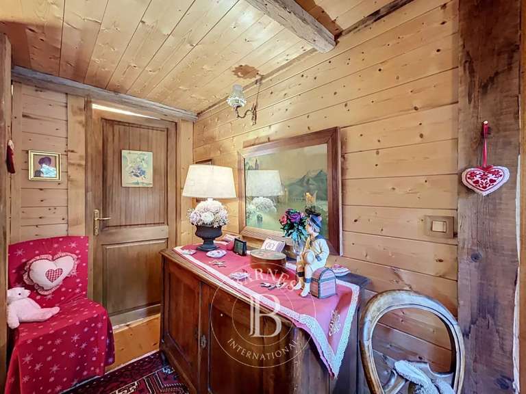 Bien atypique Seytroux - 4 chambres - 247m²