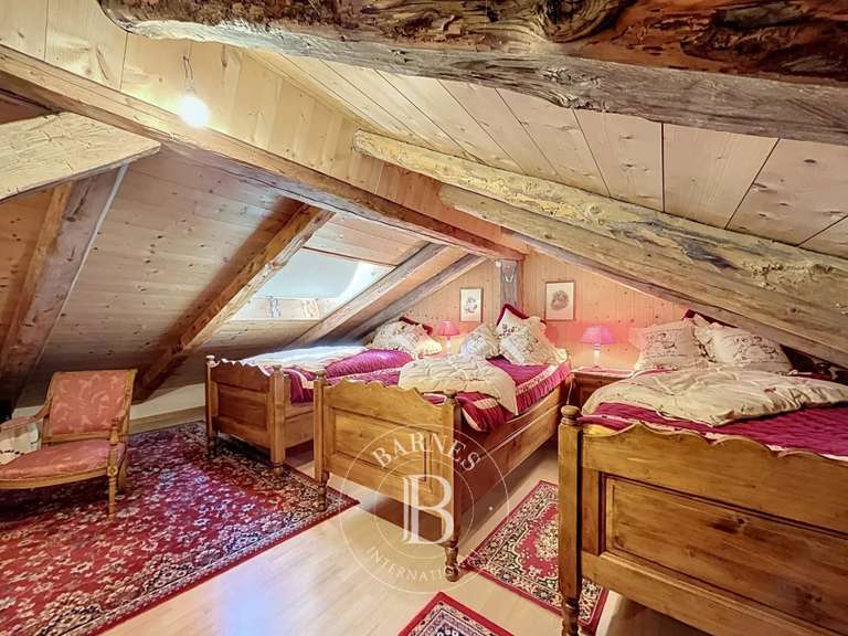 Bien atypique Seytroux - 4 chambres - 247m²