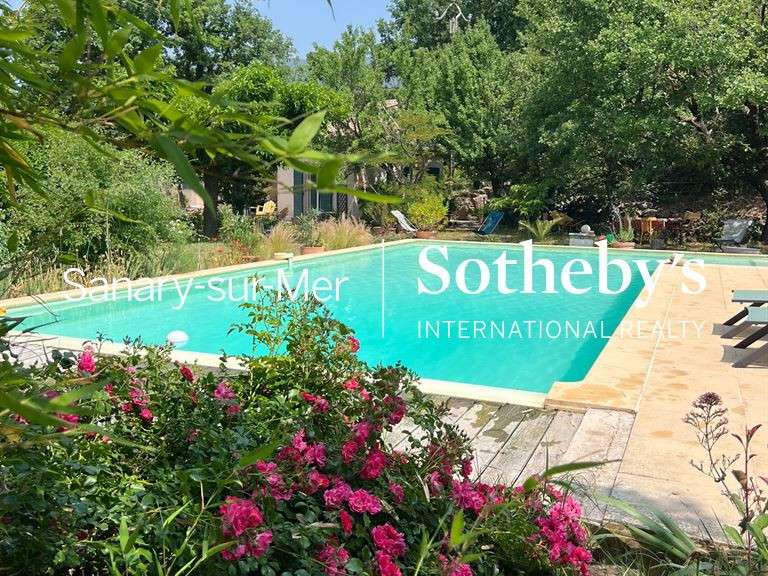 Maison Signes - 5 chambres - 180m²