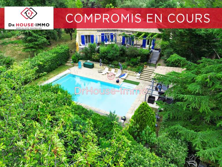 Villa Signes - 5 chambres - 189m²