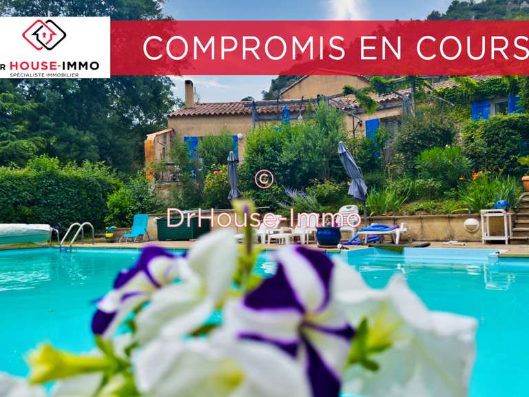 Villa Signes - 5 chambres - 189m²