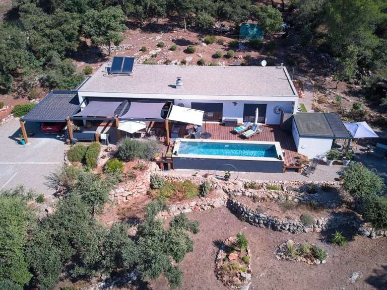 House Sillans-la-Cascade - 2 bedrooms