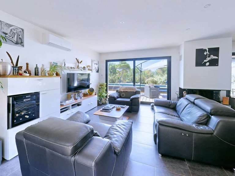 House Sillans-la-Cascade - 2 bedrooms