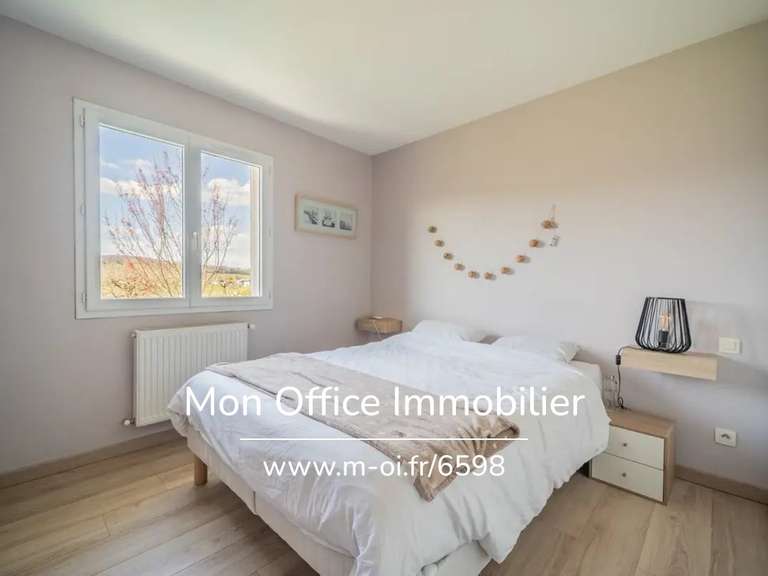 Maison Sillingy - 3 chambres - 111m²