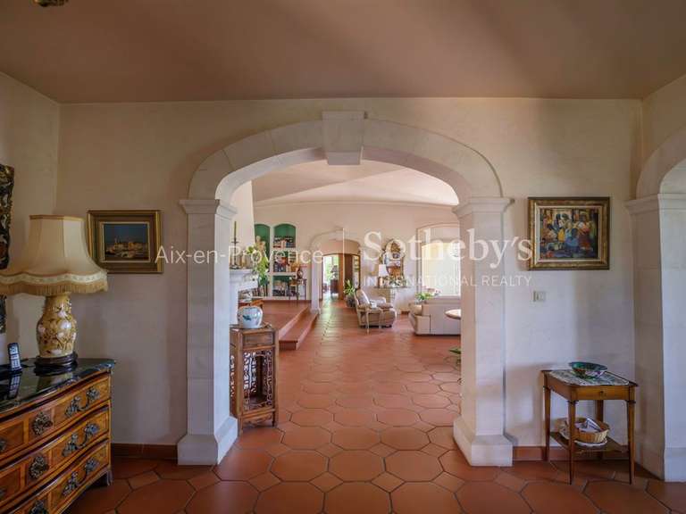 House Simiane-Collongue - 5 bedrooms - 384m²