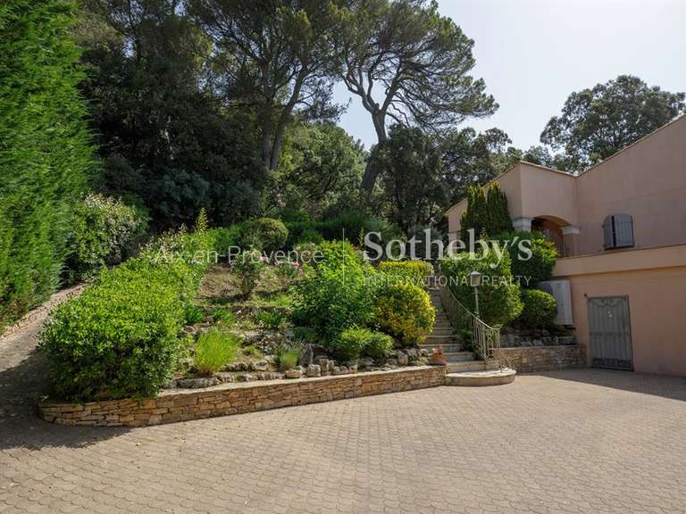 House Simiane-Collongue - 5 bedrooms - 384m²