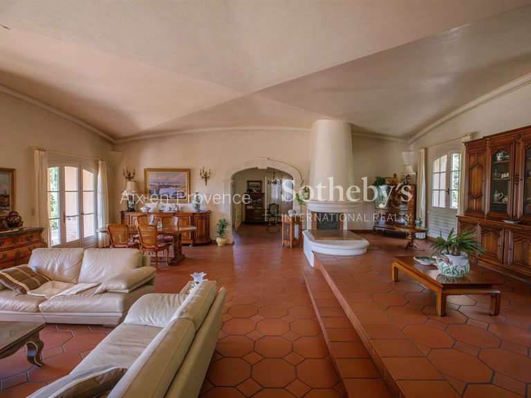 House Simiane-Collongue - 5 bedrooms - 384m²