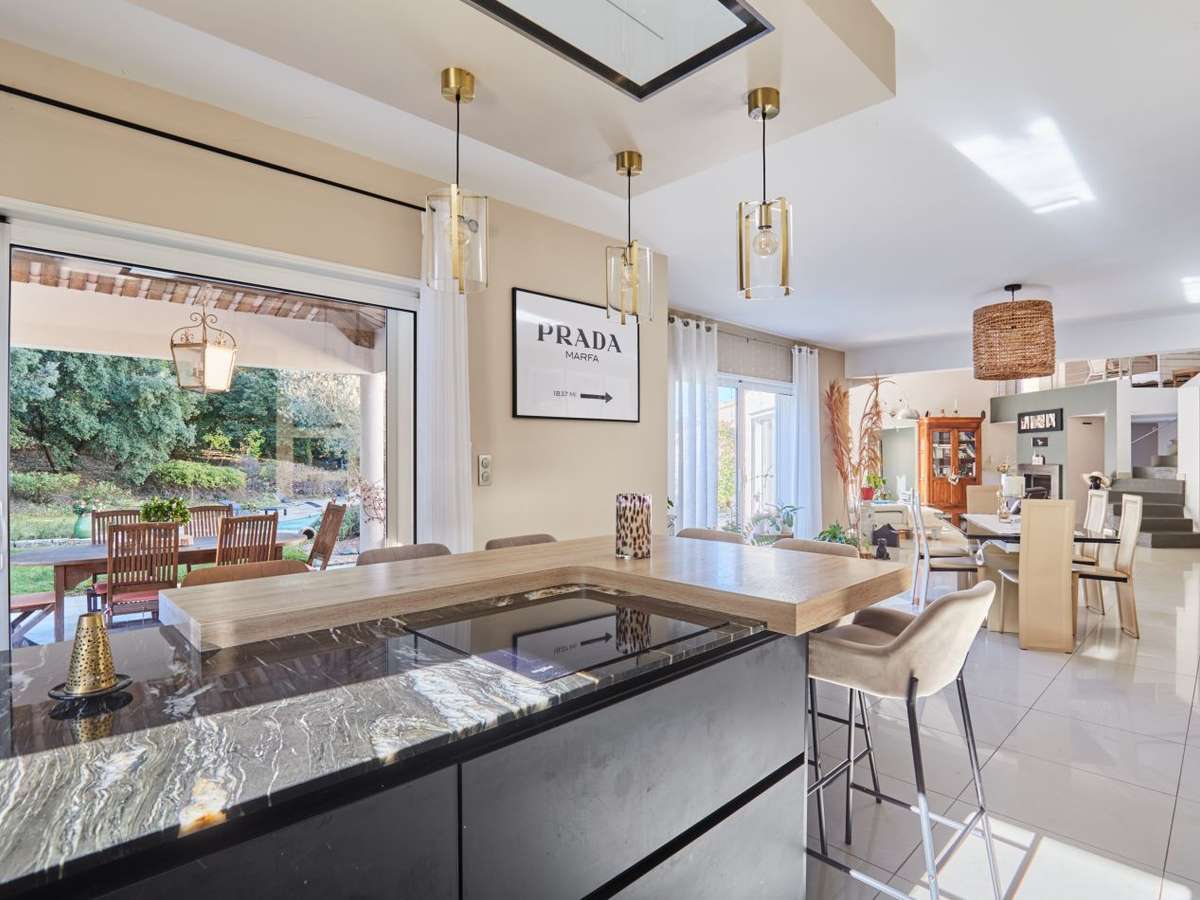 Maison Simiane-Collongue