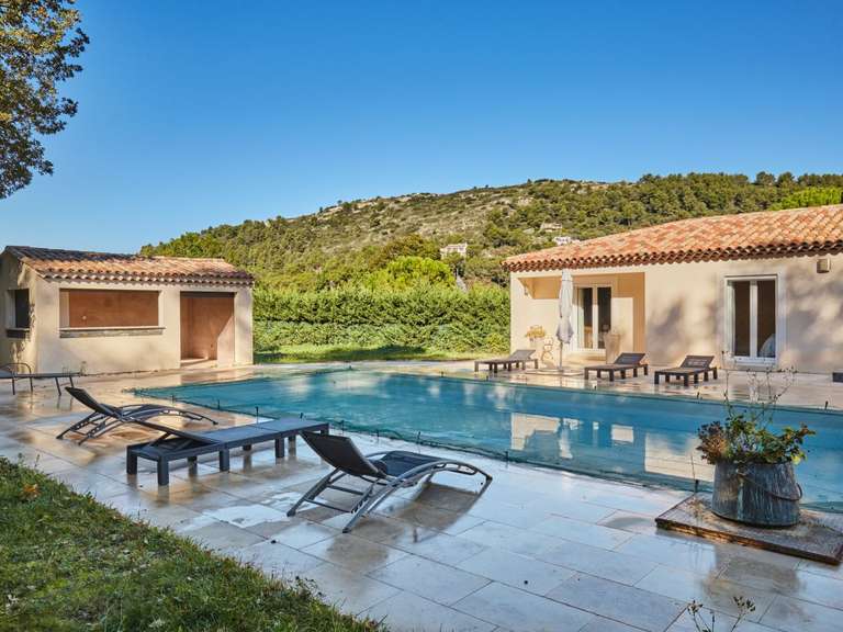 Maison Simiane-Collongue - 220m²