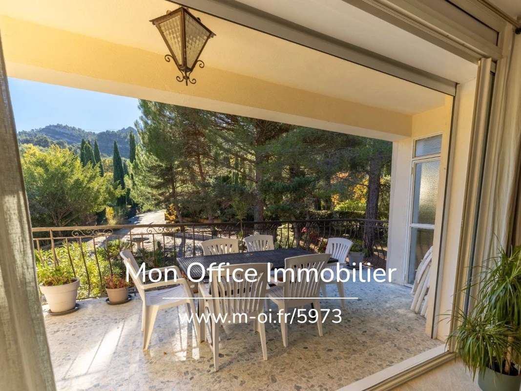 Maison Simiane-Collongue