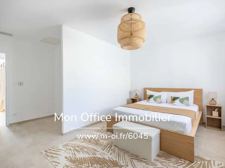 House Simiane-Collongue - 3 bedrooms - 108m²