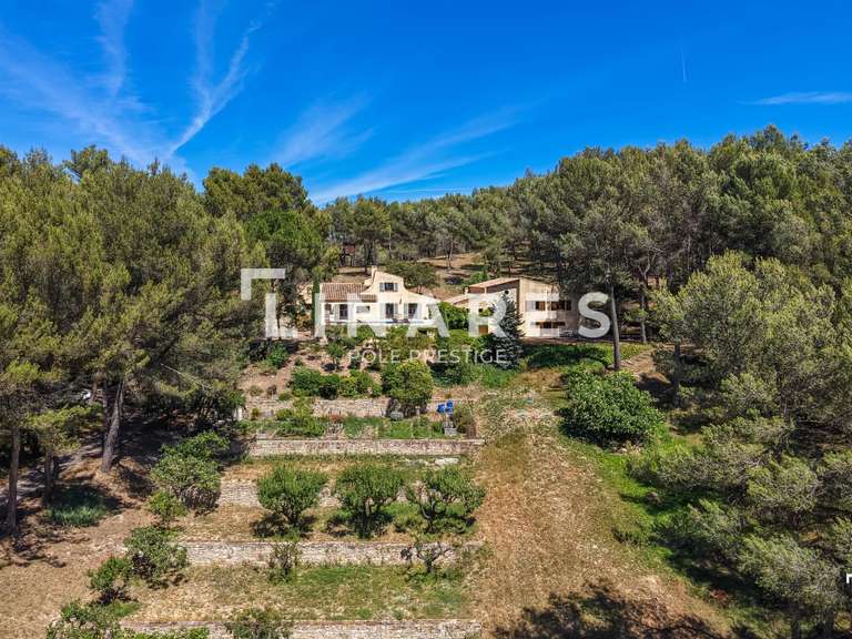 House Simiane-Collongue - 8 bedrooms - 310m²