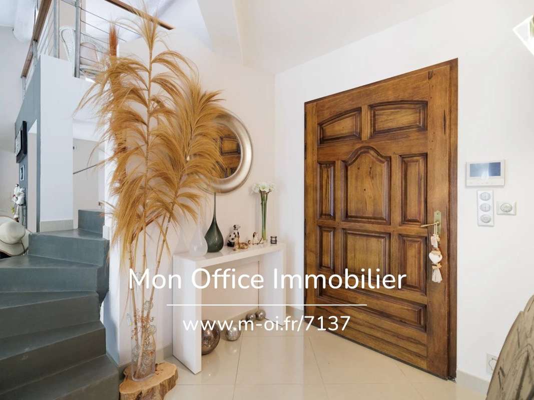 Maison Simiane-Collongue