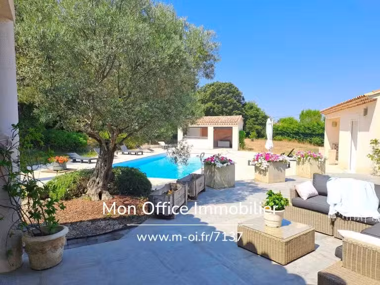 Maison Simiane-Collongue - 4 chambres - 220m²