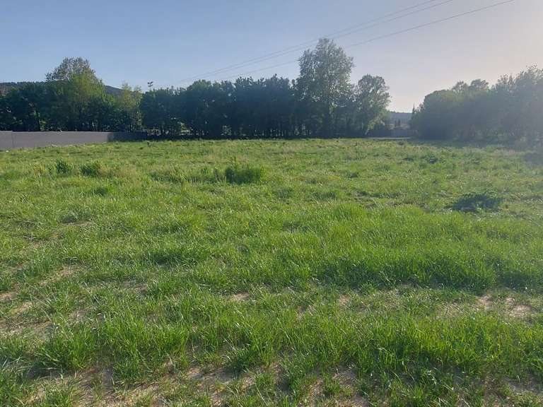 Terrain Simiane-Collongue