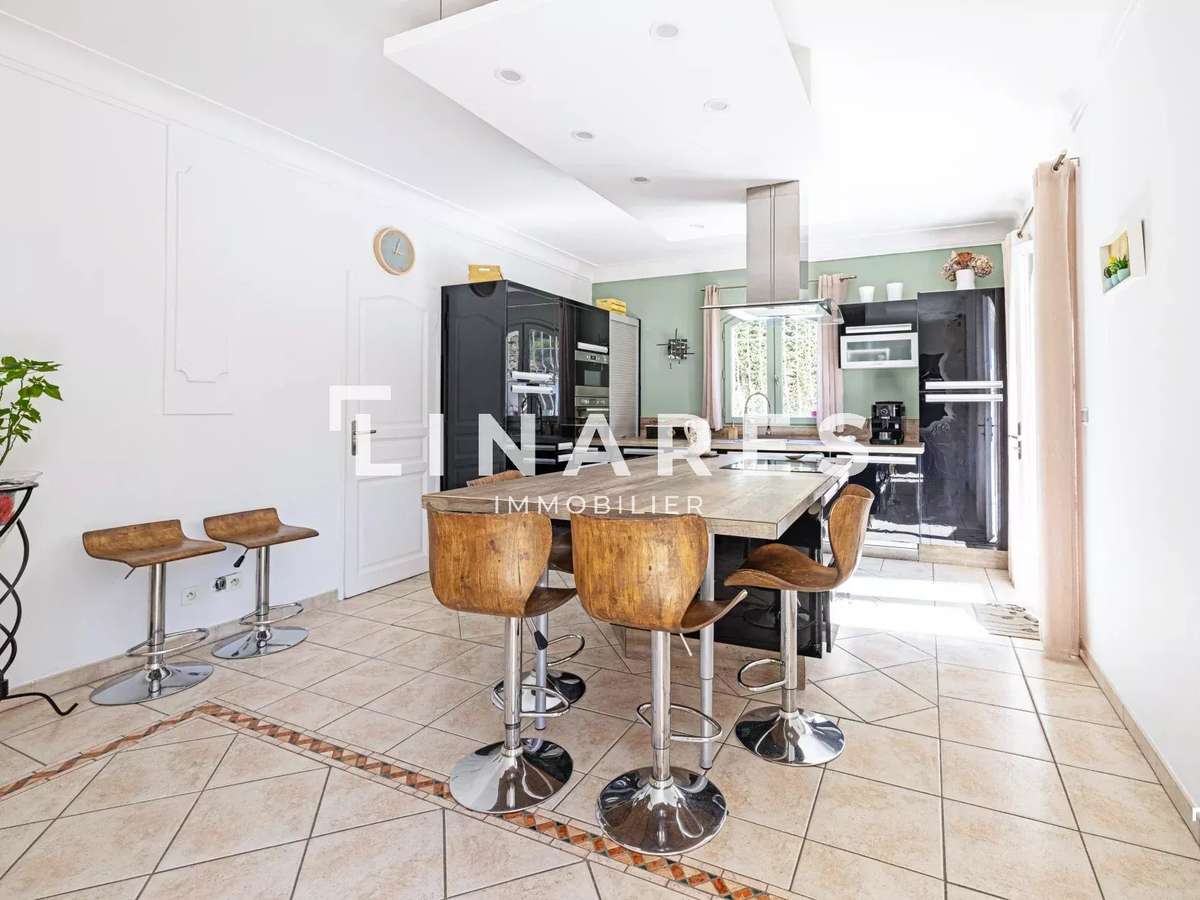 Villa Simiane-Collongue