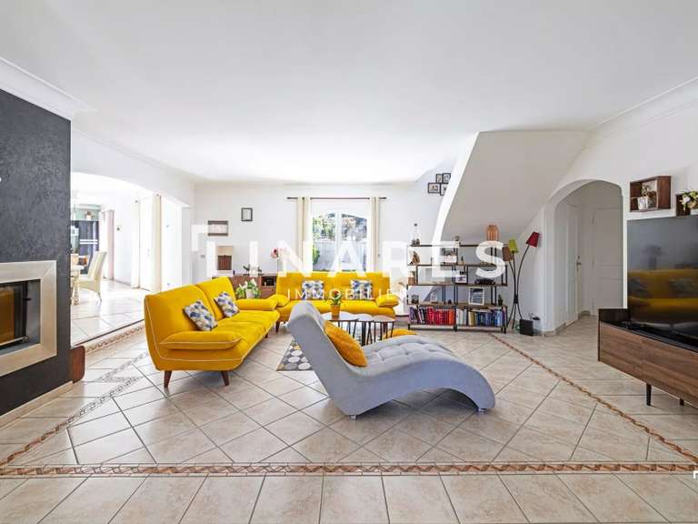 Villa Simiane-Collongue - 3 chambres - 180m²