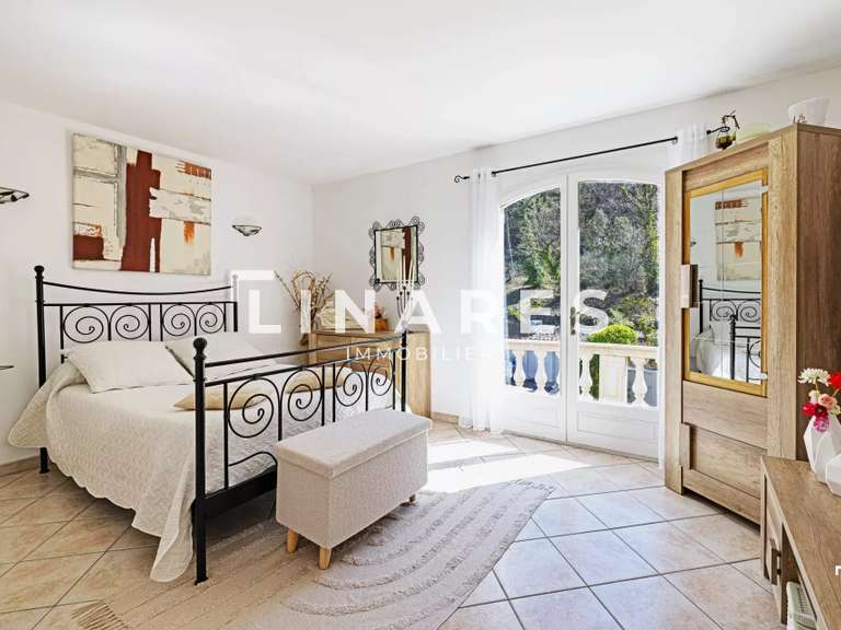 Villa Simiane-Collongue - 3 chambres - 180m²