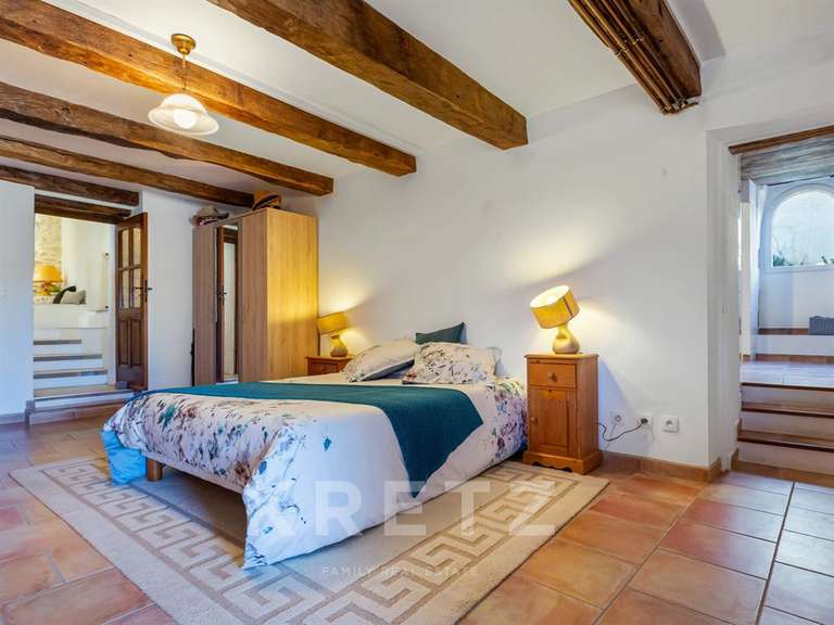 Maison Simiane-la-Rotonde - 3 chambres - 200m²