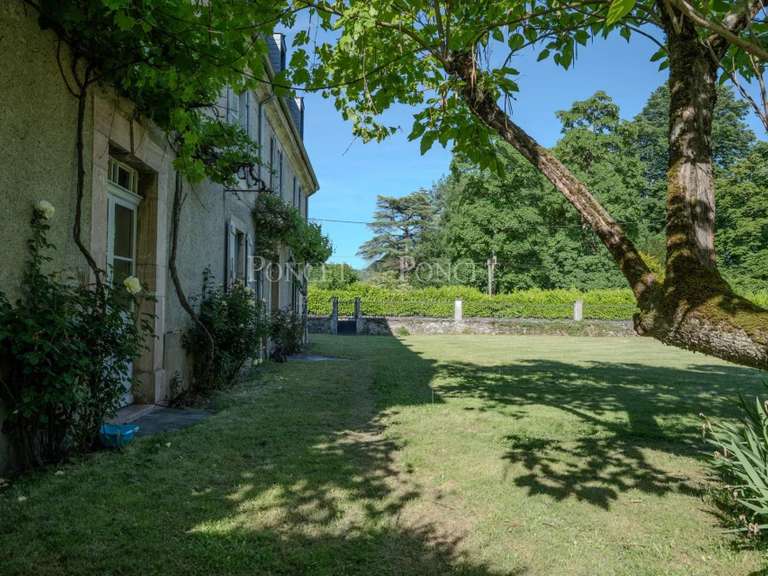 Maison Siradan - 7 chambres - 300m²