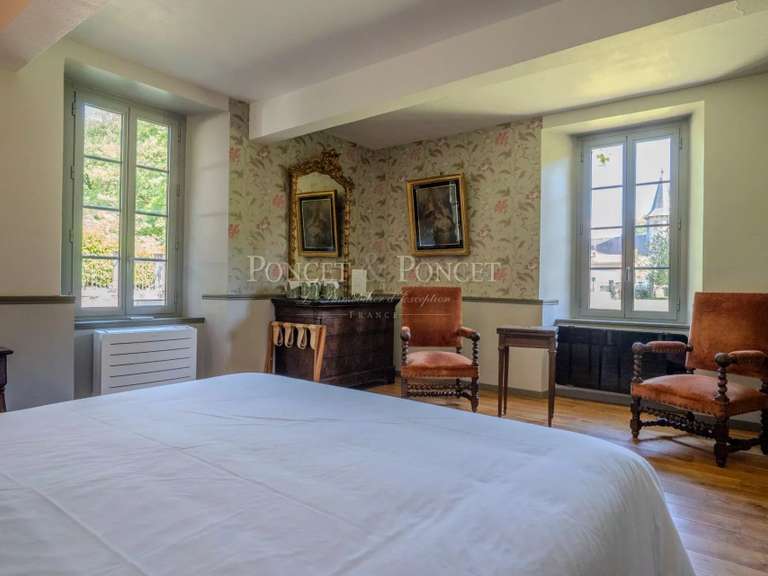 Maison Siradan - 7 chambres - 300m²