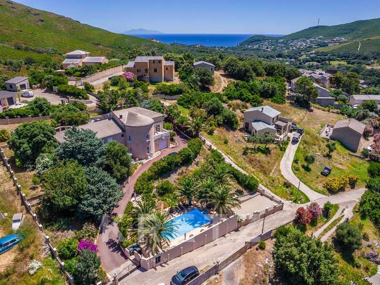 Maison Sisco - 4 chambres - 254m²
