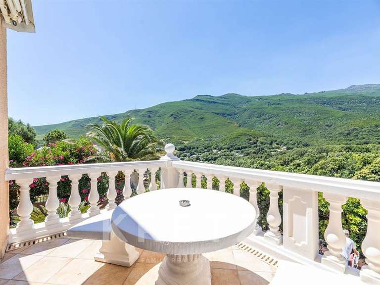 Maison Sisco - 4 chambres - 254m²