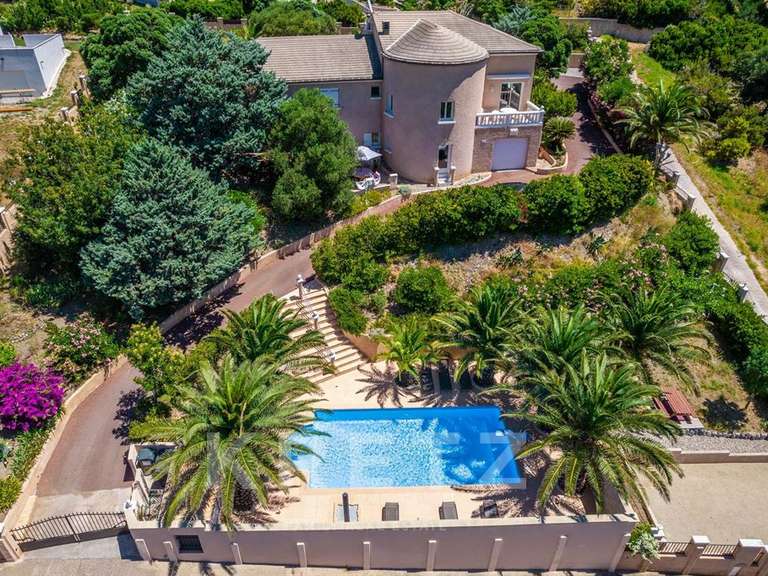 Maison Sisco - 4 chambres - 254m²
