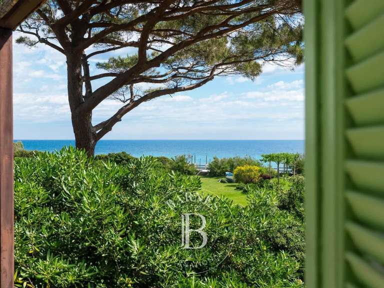 Propriété avec Vue sur mer Sisco - 622m²