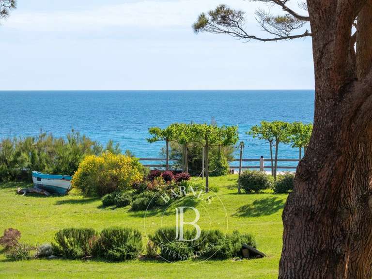 Propriété avec Vue sur mer Sisco - 622m²