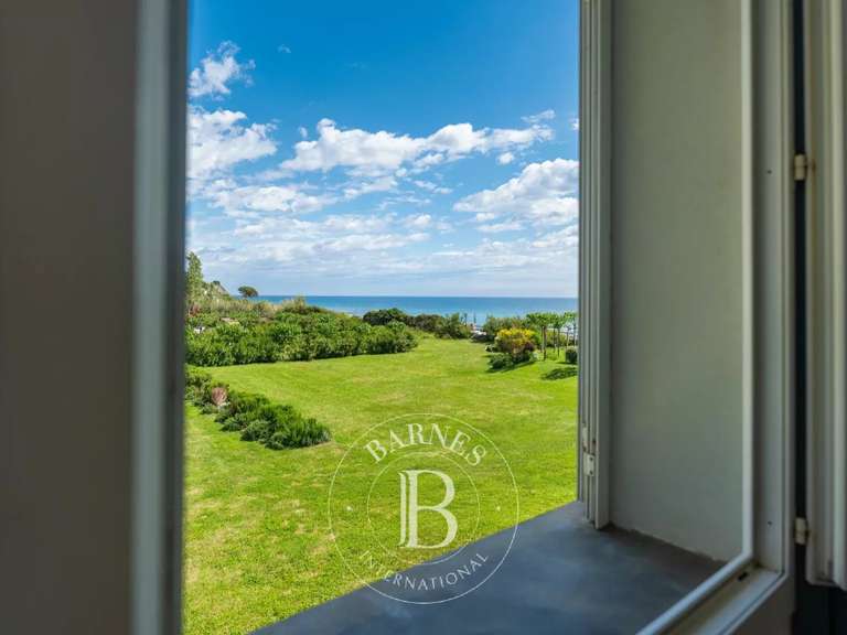 Propriété avec Vue sur mer Sisco - 622m²